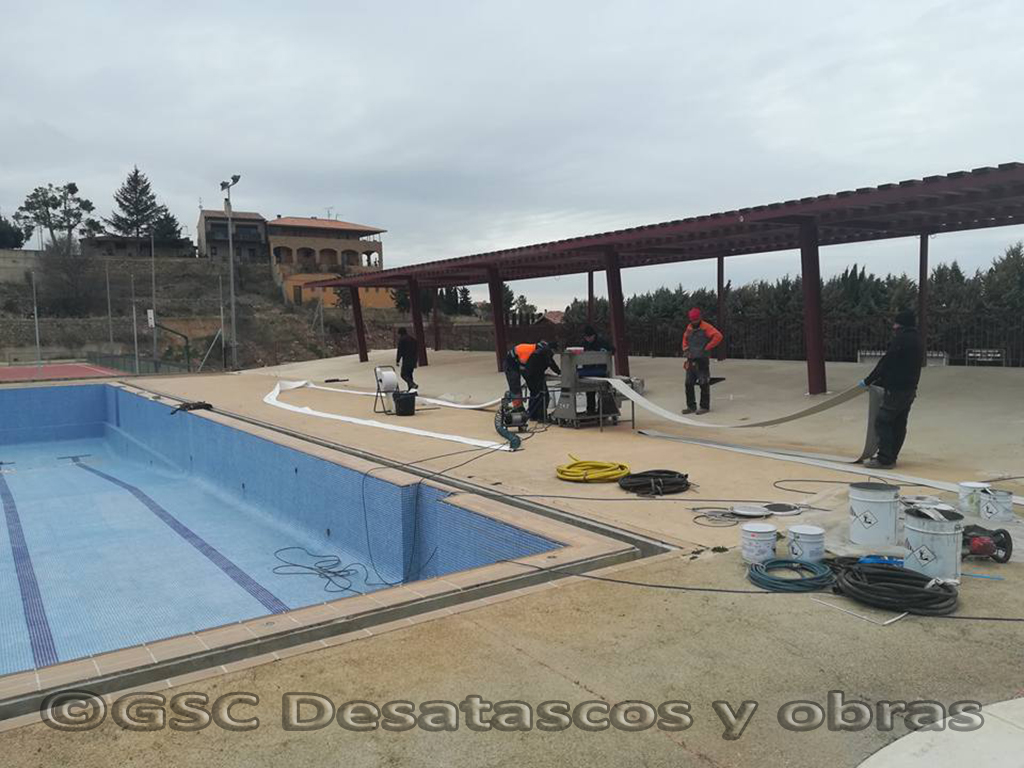 ▷ Reparación de tuberías sin obra en una piscina municipal